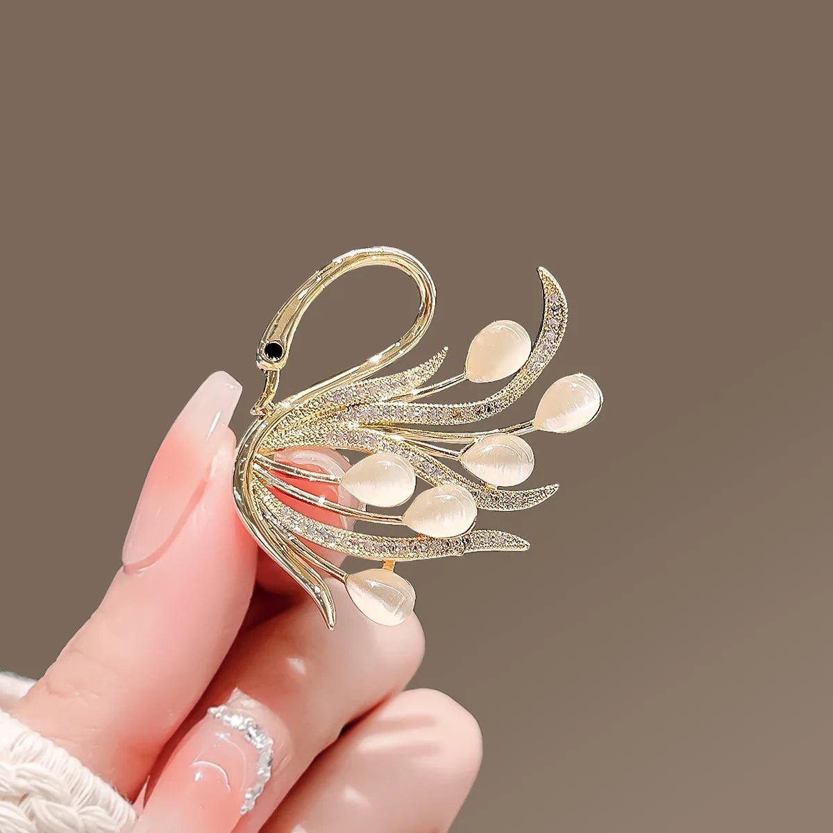 1PCS New Tulip Flower Golden Brooch - Ladyglow