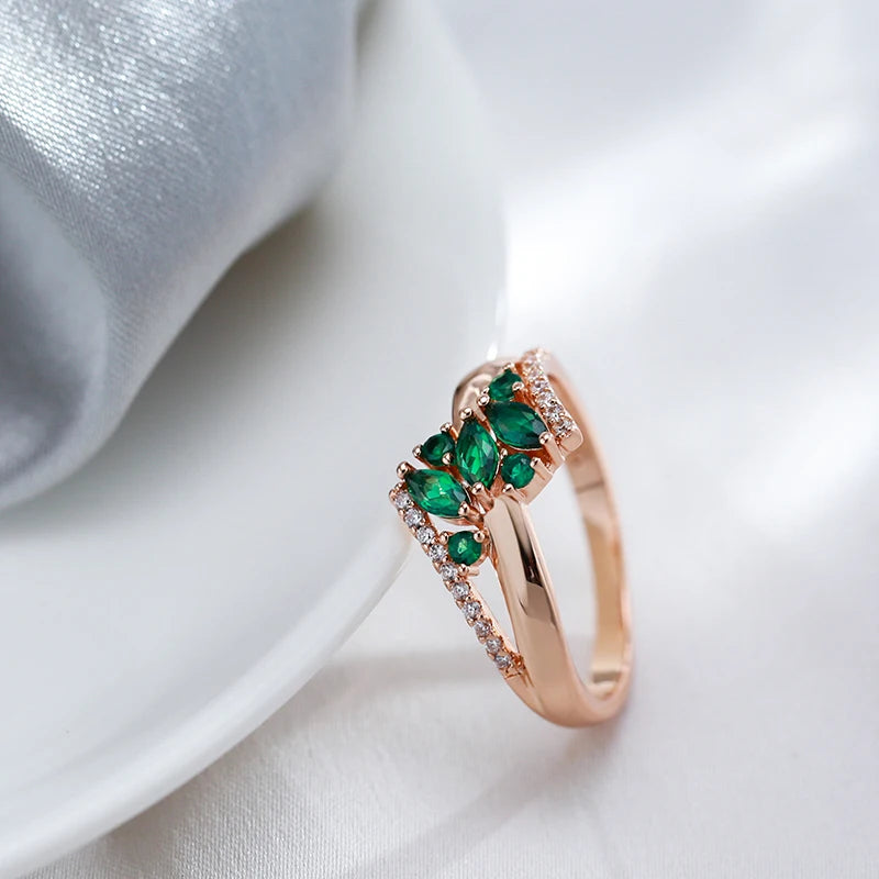 Luxury Green Natural Zircon Ring For Women 585 Rose Gold Color White Stone