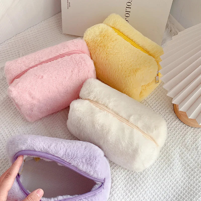 Cute Fur Makeup Bag - Ladyglow