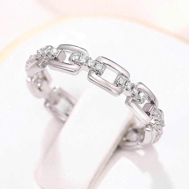 Trendy Jewelry Chain Shape Finger Ring for Women Silver Color Shiny Zirconia